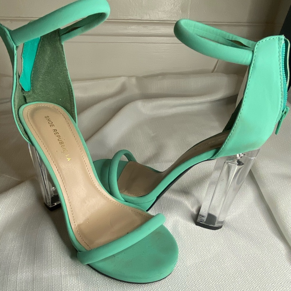 Light Turquoise Sandal w/ Clear Heels